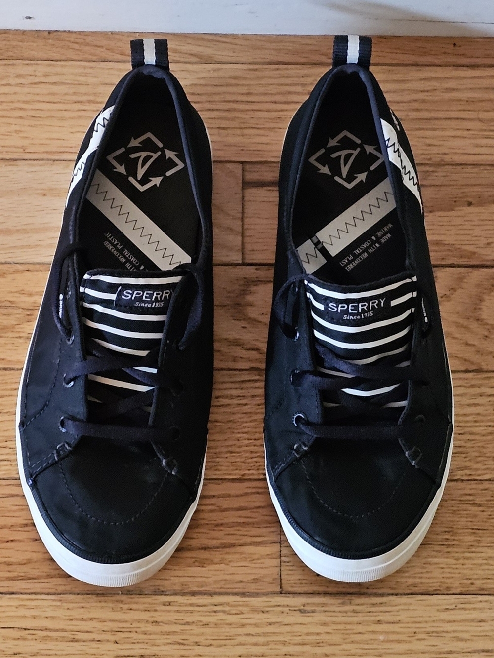 Sperry Crest Vibe Bionic sneakers Sz 7.5